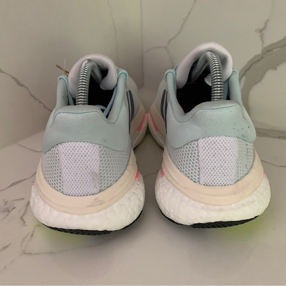 Adidas NWT Solar Glide 5 Womens Size 8.5 White Walking Training GX6719 Shoes - Picture 5 of 10